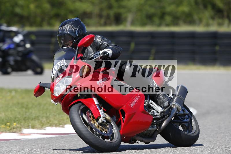 Archiv-2025/48 25.08.2025 Cornu Master School ADR/blau-bleu/108